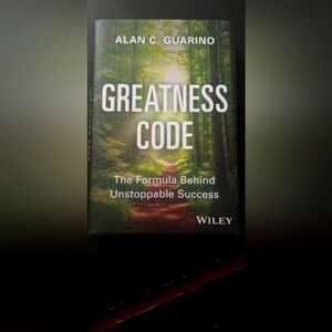 Greatness Code by Alan C. Guarino - Green Forest Cover (Wiley)